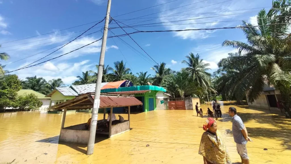 banjir sarolangun jambi 26 desa terendam