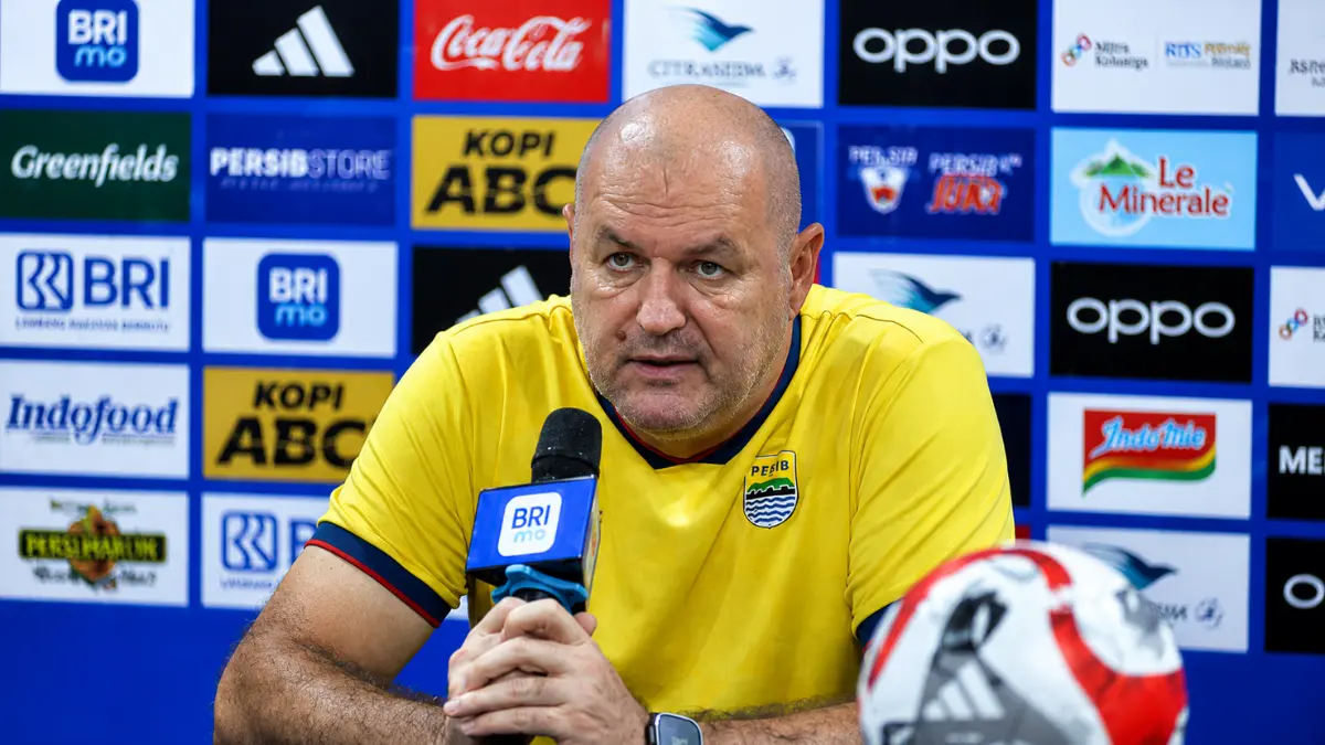 bojan hodak tinggalkan persib bandung