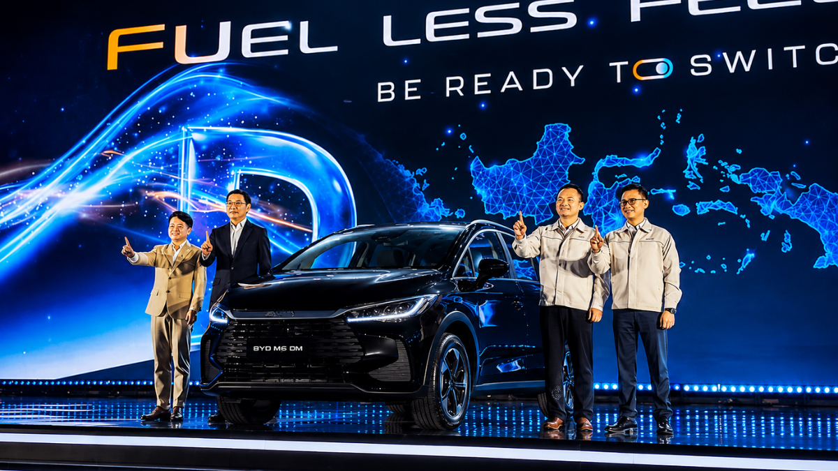 peluncuran byd m6 dm di indonesia