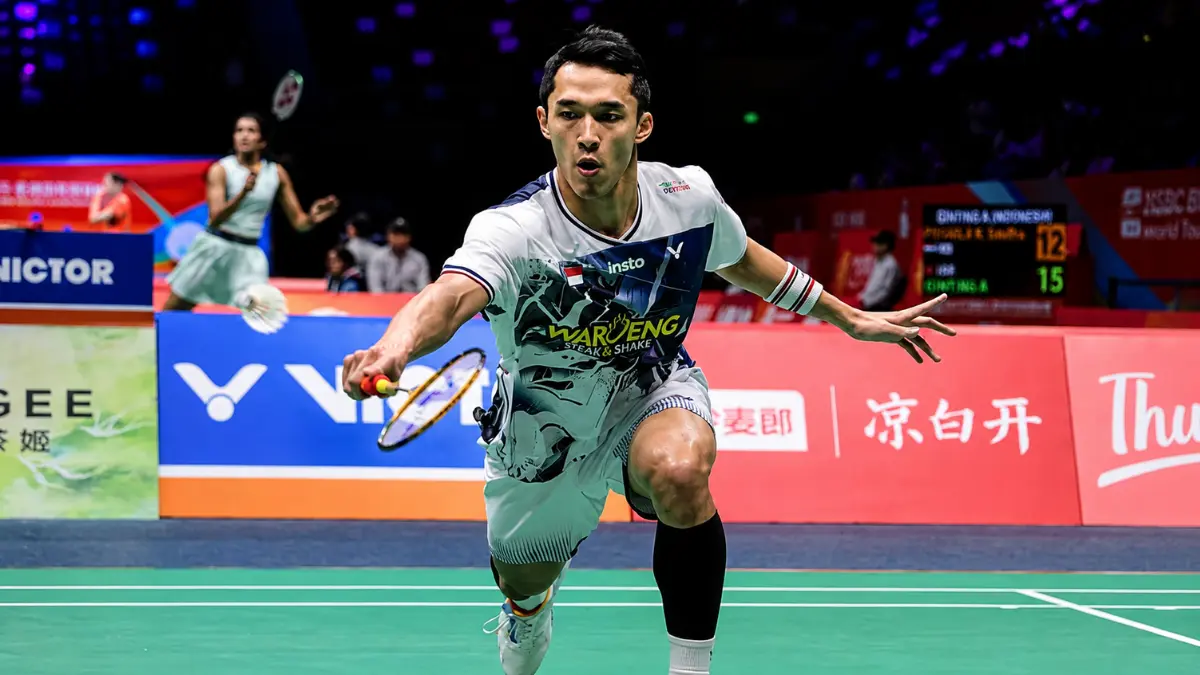 Jonatan Christie bertanding di babak perempat final Malaysia Masters 2026.