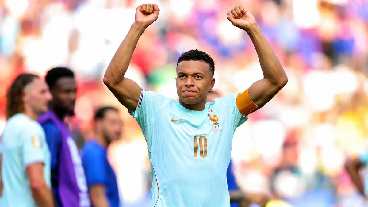 Kylian Mbappe menjalani sesi latihan bersama Timnas Prancis menjelang semifinal Piala Dunia 2026 melawan Spanyol.