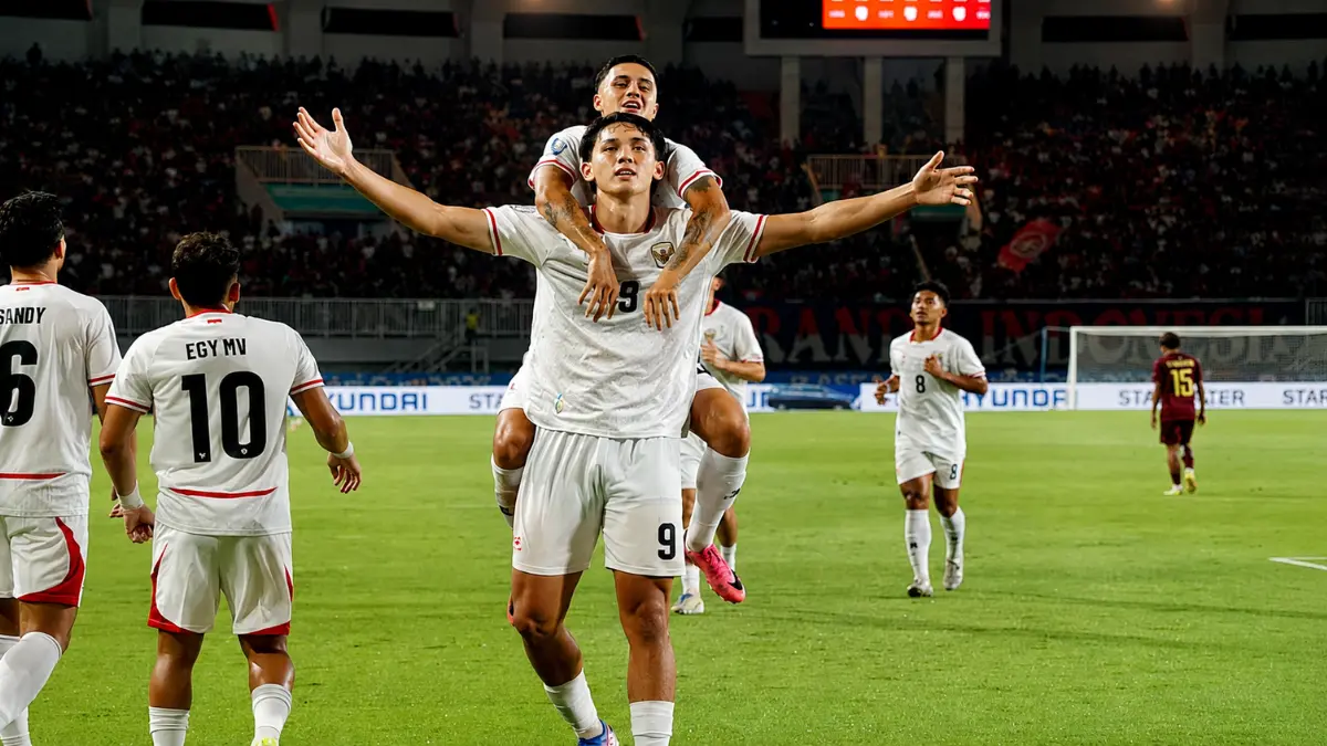 Mitchell Baker merayakan hattrick pada laga debut bersama Timnas Indonesia di Piala AFF 2026.