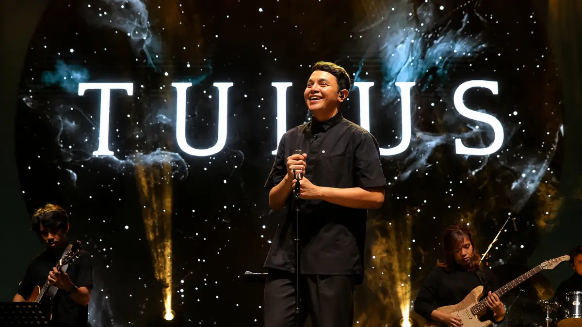 Poster resmi Festival Teman TULUS 2026 yang digelar di Tennis Indoor Senayan, Jakarta.