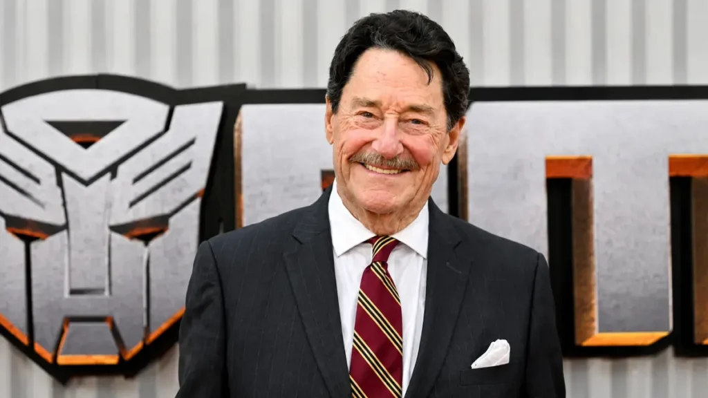 Peter Cullen, aktor pengisi suara legendaris Optimus Prime dalam waralaba Transformers, meninggal dunia di usia 85 tahun