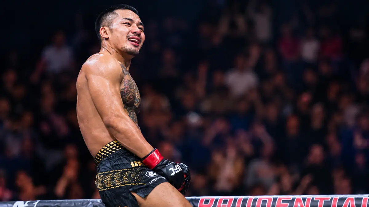 Joshua Van mengalahkan Alexandre Pantoja dalam pertarungan UFC 331 di Los Angeles.