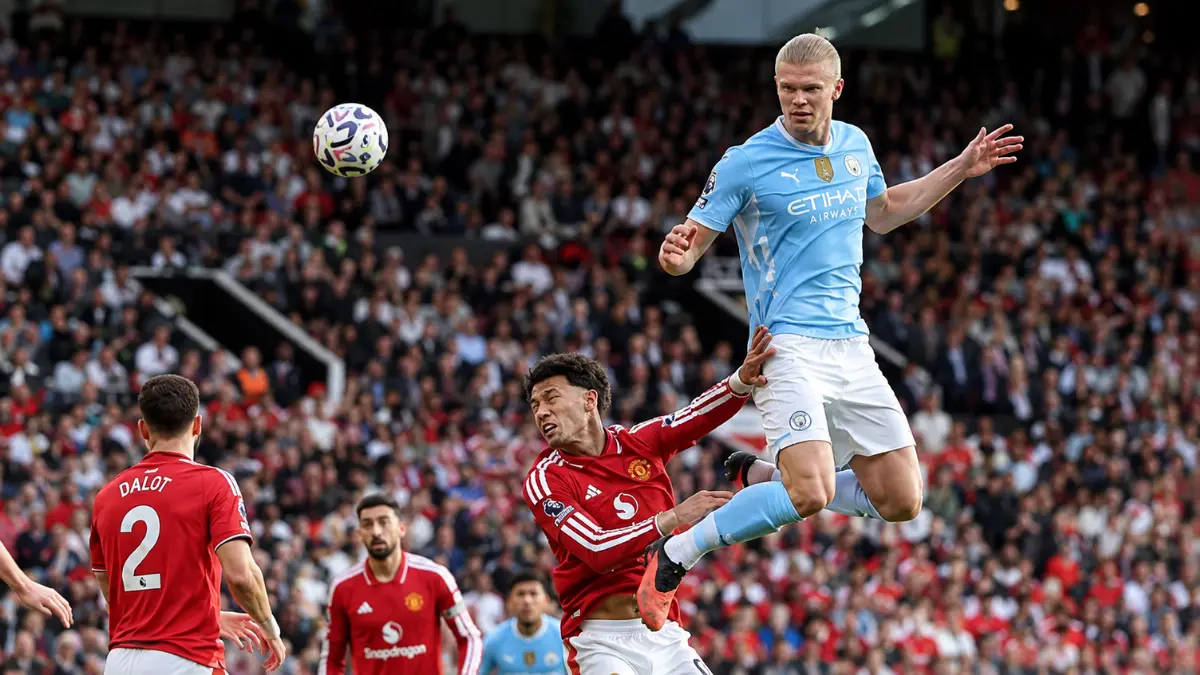Manchester City mengalahkan Manchester United 1-0 dalam Derby Manchester di Old Trafford melalui gol Erling Haaland.