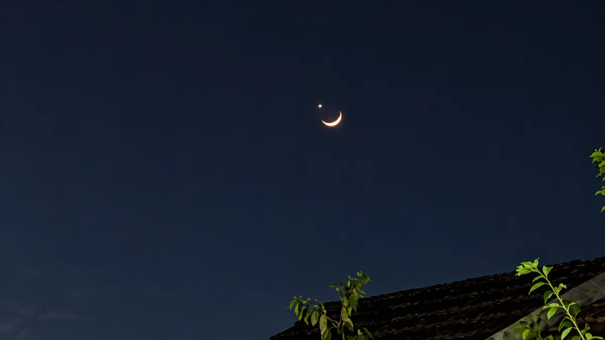 Fenomena okultasi Venus oleh Bulan yang dapat diamati dari sejumlah wilayah Indonesia pada 14 September 2026.