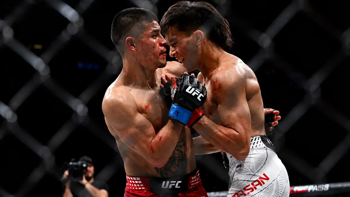 Bilal Hasan meraih kemenangan KO atas Nilson Rojas dalam laga debutnya di UFC Shanghai.