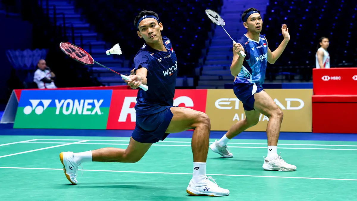 Aksi para pebulu tangkis wakil Indonesia saat bertanding mengamankan tiket babak 16 besar pada hari kedua turnamen BWF French Open 2026 di Arena Grand Paris.