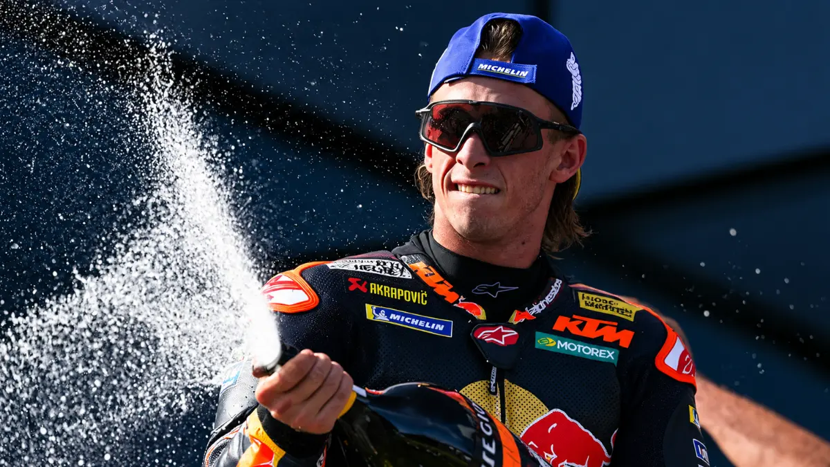 Pedro Acosta menjajal prototipe motor KTM MotoGP 2027 bermesin 850cc dan ban Pirelli di Austria.
